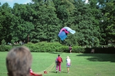 Fallskärmslandning i Stadsparken, 1989