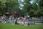 Plaskdammen och lekplatsen i Stadsparken, 1992