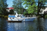 Motorbåt med hjälmarsnipa, 1993