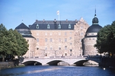 Västra slottsfasaden på Örebro slott, 1995