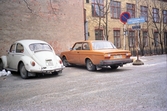 Parkering vid Kexfabriken på Ribbingsgatan 1-9, 1980-tal