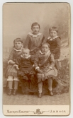 En grupp med barn, 1883 efter