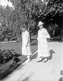 Kvinnor i park, 1926