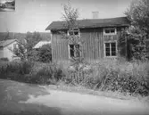 Tillhör bildsamling: Begyggelse 1987/ 75:43 bild; Kvarngatan. Museiföremål som blir museilokal.