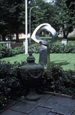 Urna placerad på Örebro Sparbanks gård, 1988