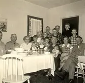 Gäster vid födelsedagsfest i Minnesota, 1970-tal 