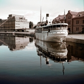 Passagerarbåten Örebro III vid Hamnmagasinet, 1957