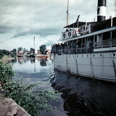 Passagerarbåten Örebro III på väg österut, 1957