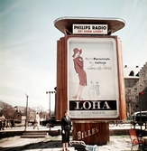 Roterande reklampelare vid Teaterplan, 1950-1958