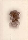 Kvinna i profil, ca 1900