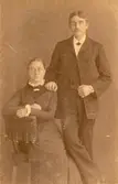 Ett par hos fotografen, ca 1890