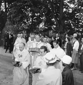 Kyrklig ceremoni vid Ödeby kyrka, 1950-tal