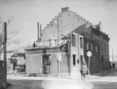 Rivning av Lysells ostlager, 1950-tal