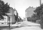Fredsgatan mot väster från Slottsgatan, 1903