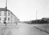 Grev rosengatan mot öster från Slottsgatan, 1903