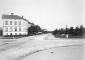 Hagagatan mot nordost från Hertig Karls allé, 1903