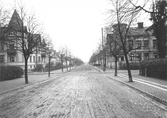 Järnvägsgatan mot öster från Slottsgatan, 1903