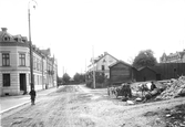 Klostergatan mot norr från Fredsgatan, 1903