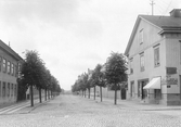 Kungsgatan mot söder från nygatan, 1903