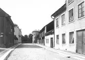 Kyrkogårdsgatan mot sydväst från Källgränd, 1903