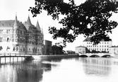 Norra Strandgatan och slottet från Blekholmen, 1890-tal