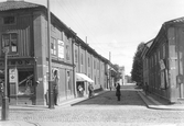 Olaigatan mot öster från Storgatan, 1903