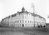 Sydöstra hörnet av Ringgatan mot Karlslundsgatan, 1903