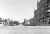 Rudbecksgatan mot väster från Drottningsgatan, 1903