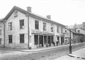 Storgatan, nordvästra hörnet mot Fredsgatan, före 1901