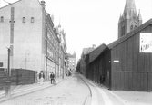 Vasagatan mot öster från Södra Strandgatan, 1903