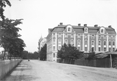 Östra Bangatan nordöstra hörnet mot Fredsgatan, 1903