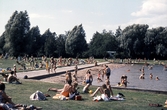 Besökare på Gustavsviksbadet, 1985