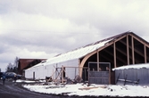 Byggnation av ridhus i Karlslund, 1982