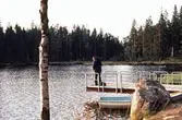 Fiskare på bryggan i Ånnabosjön, 1970
