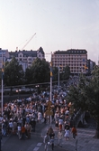 Marknadsbesökare på Storbron, 1983