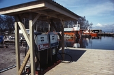 Bensinpump i hamnen Valen, 1989