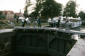Slussar med M/S Hjelmare kanal, 1981