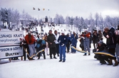 Kung Carl XVI Gustaf klipper av invigningsbandet i Ånnaboda, 1986