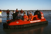 Barndkårens svävare med besättning, 1995