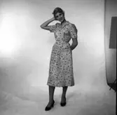 Hemmens varuinköp, Kvarteret Malmen o Sjösten, damklänningar, kjolar, blusar för katalog