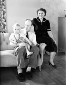 Nils Svensson – fru Karin, Stefan gifta 10 år