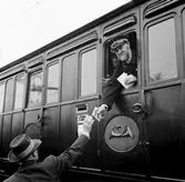 Postvagn vid KIlsmo station, 1960-tal