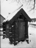 Hönshus i Timmelsta, före flytten till Vallby friluftsmuseum.