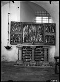 Altarskåp från Kungs-Barkarö kyrka och kolonetter från Västerås domkyrka.
Utställning på Västmanlands läns museum, Västerås slott.