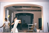 Uppsättning av tapeter i representationsvåningen, 1989