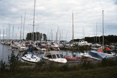 Södra Hjälmarens båtklubbs hamn i Hampetorp, 1989