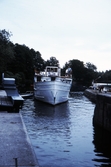 Bogsering av båten Örebro III vid slussen 1993