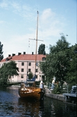 Segelbåt vid slussen, 1992