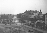 Vy över Järntorget mot Örebro slott, 1917