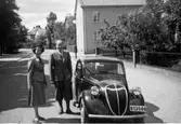 Kvinnor vid Fiat Topolino, 1940-tal